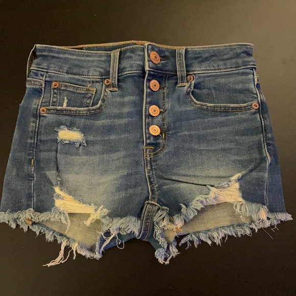 Women’s American Eagle Jean Shorts - Picture 1 of 5